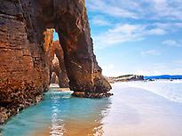 Las Catedrales beach